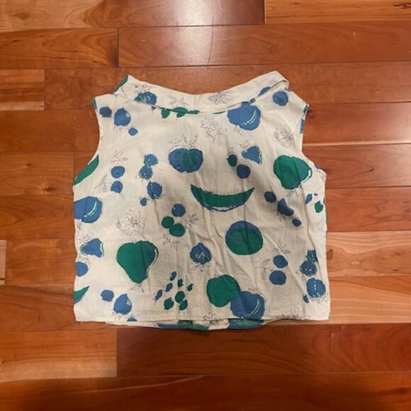 Button-Up Collard Boat-Neck Sleeveless Fruit Shirt - Women's - Picture 3 of 6